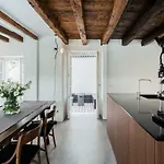 Shades Of With Private Terrace By Rent Apartment Como