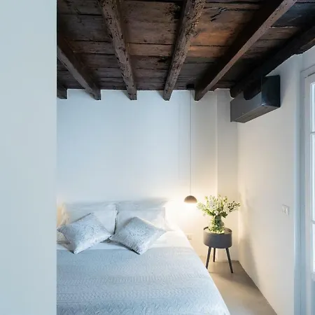 Shades Of With Private Terrace By Rent * Como