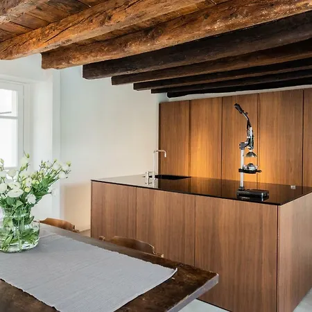 Shades Of Private Terrace By Rent Como