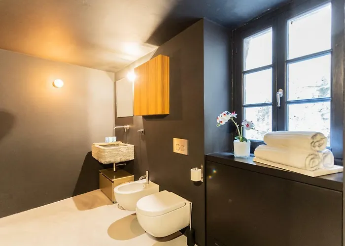 Shades Of With Private Terrace By Rent