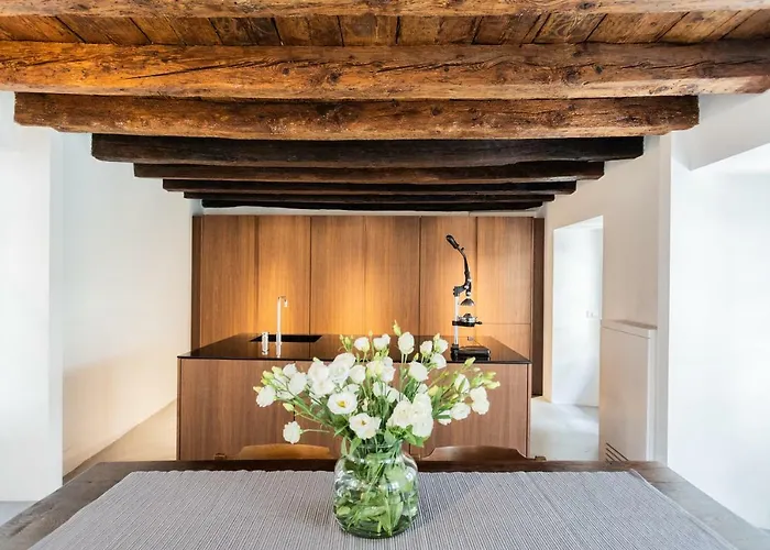 Shades Of With Private Terrace By Rent * Комо