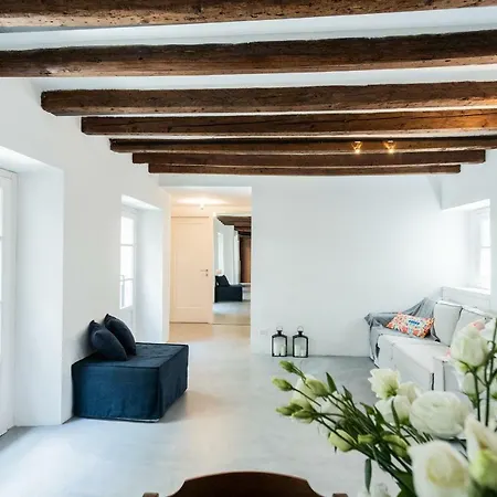 Shades Of With Private Terrace By Rent